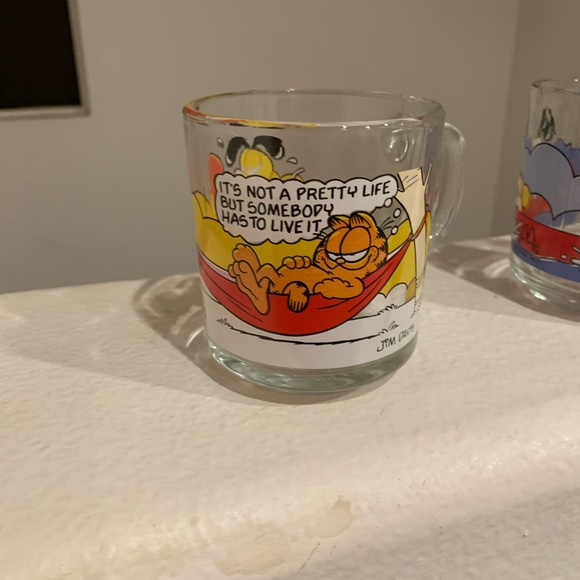 Vintage 1988 Garfield McDonald’s glass cups - Picture 2 of 9